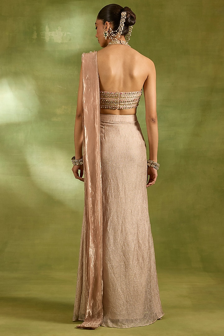 Pink Crinkled Tissue Draped Wedding Saree Set by Neha Khullar at Pernia's Pop Up Shop