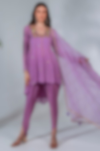 Lilac Georgette Embroidered Short Wedding Anarkali Set by Neha Khullar at Pernia's Pop Up Shop