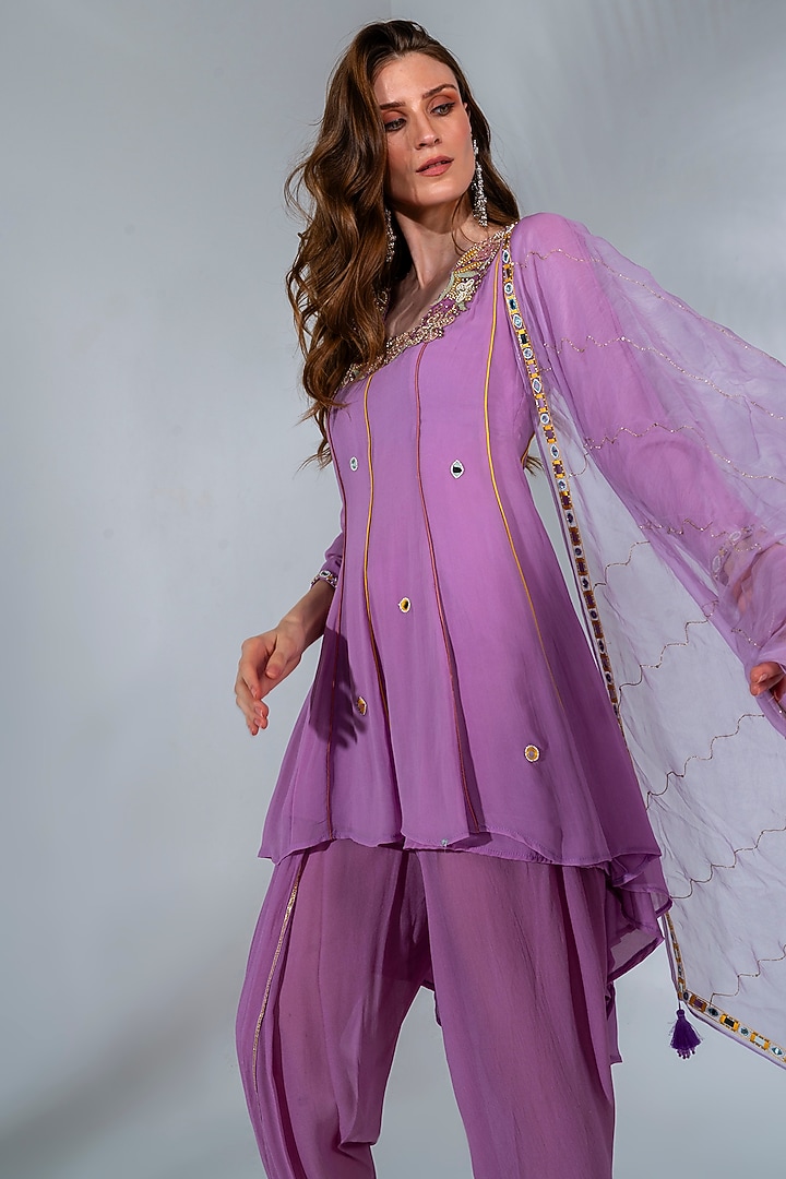Lilac Georgette Embroidered Short Wedding Anarkali Set by Neha Khullar at Pernia's Pop Up Shop