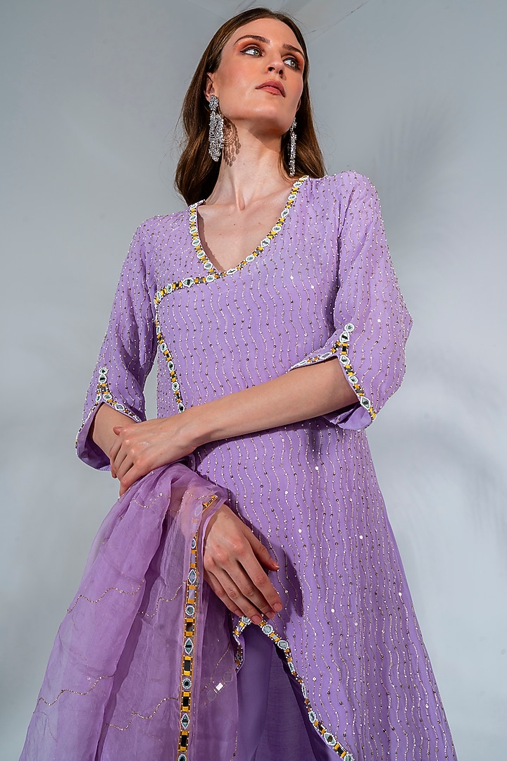 Lilac Georgette Embroidered Overlapped Kurta Set by Neha Khullar at Pernia's Pop Up Shop