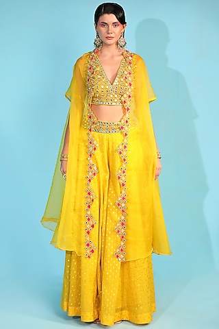 Yellow Embroidered Cape Set by Neha khullar