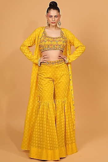 Yellow Banarasi Chanderi Gharara Set by Neha khullar at Pernia's Pop Up Shop