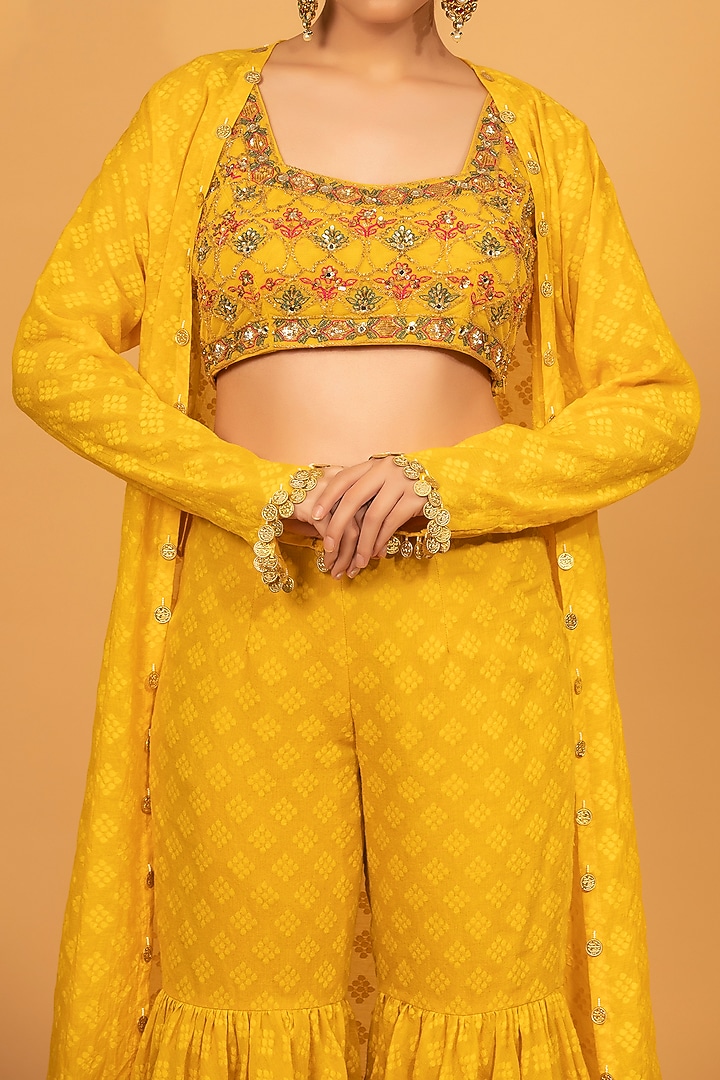 Yellow Banarasi Chanderi Gharara Set by Neha khullar at Pernia's Pop Up Shop