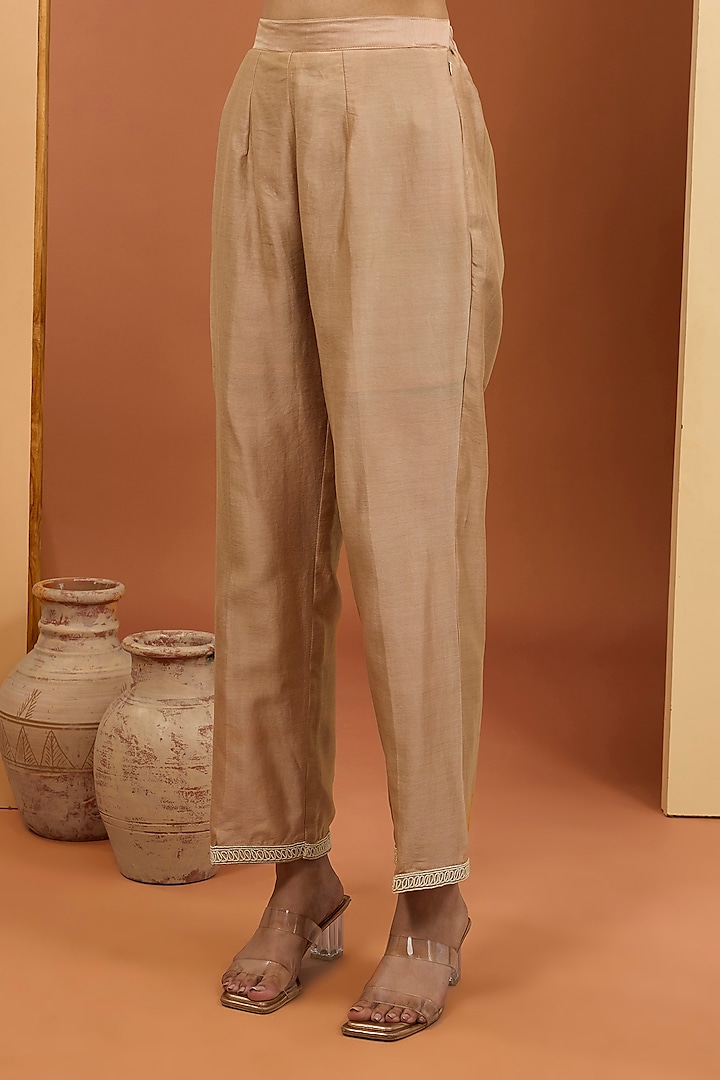 Beige Chanderi Silk Dori Embroidered Kurta Set by Neha Khullar at Pernia's Pop Up Shop
