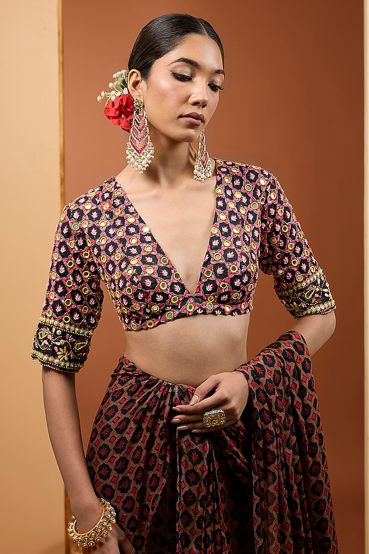 Black Viscose Chinon Digital Printed Pre-Draped Wedding Saree Set by Neha Khullar at Pernia's Pop Up Shop