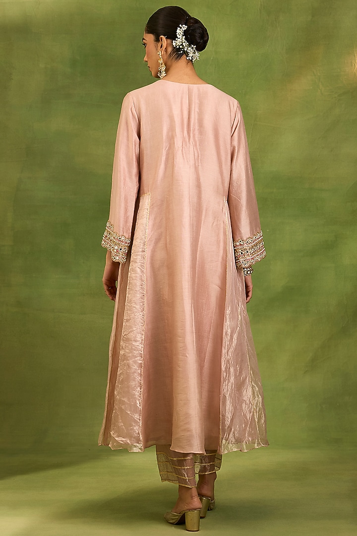 Pink Chanderi Silk Zardosi Hand Embroidered Kurta Set by Neha khullar at Pernia's Pop Up Shop