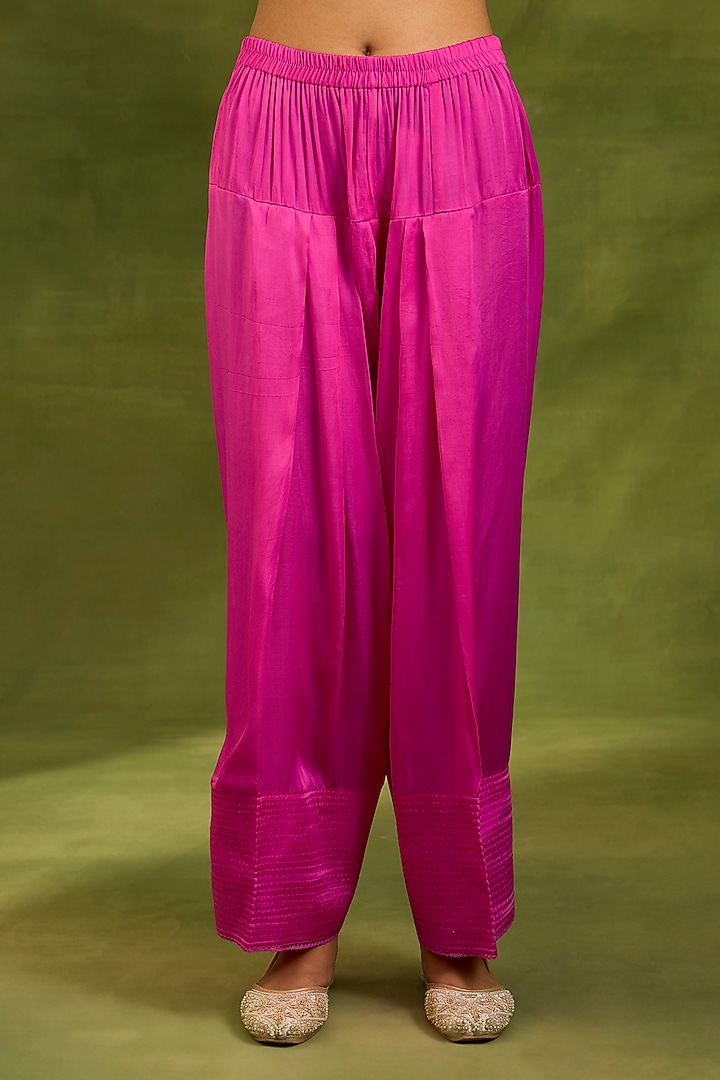 Fuchsia Chanderi Silk Dori Embroidered Kurta Set by Neha khullar at Pernia's Pop Up Shop