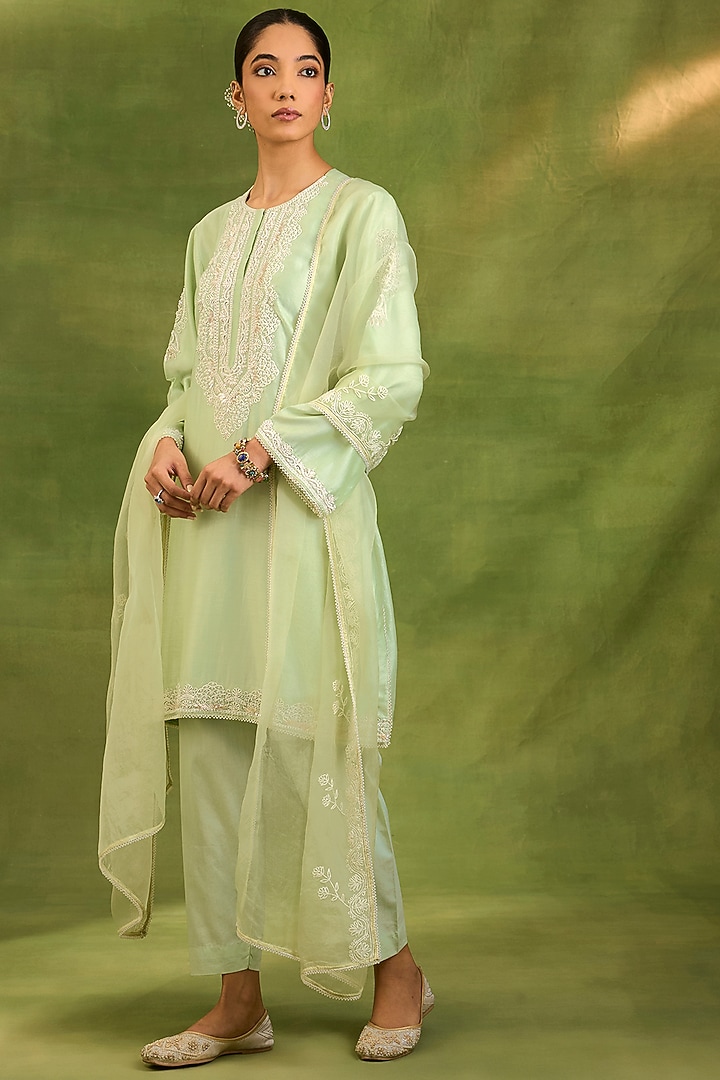 Mint Green Chanderi Silk Sequin Embroidered Kurta Set by Neha khullar at Pernia's Pop Up Shop