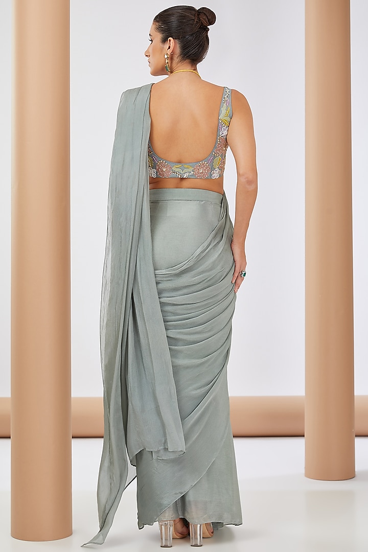 Green Chiffon Pre-Draped Wedding Saree Set by Neha Khullar at Pernia's Pop Up Shop