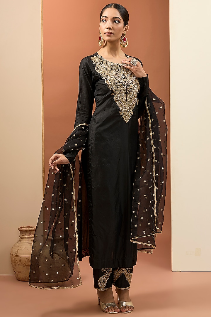 Black Pure Silk Hand Embroidered Kurta Set by Neha khullar