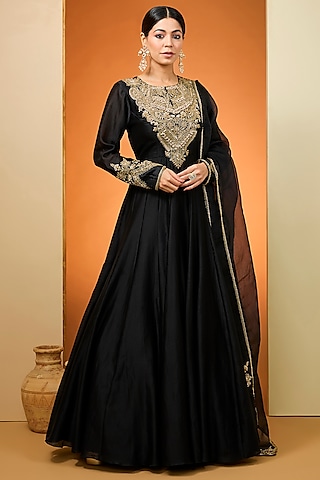 Black Silk Chanderi Hand Embroidered Kalidar Anarkali Set by Neha Khullar