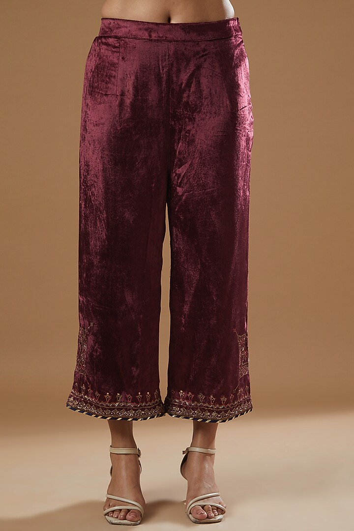 Wine Velvet Block Printed & Hand Embroidered Kaftan Set by Neha & Tarun at Pernia's Pop Up Shop