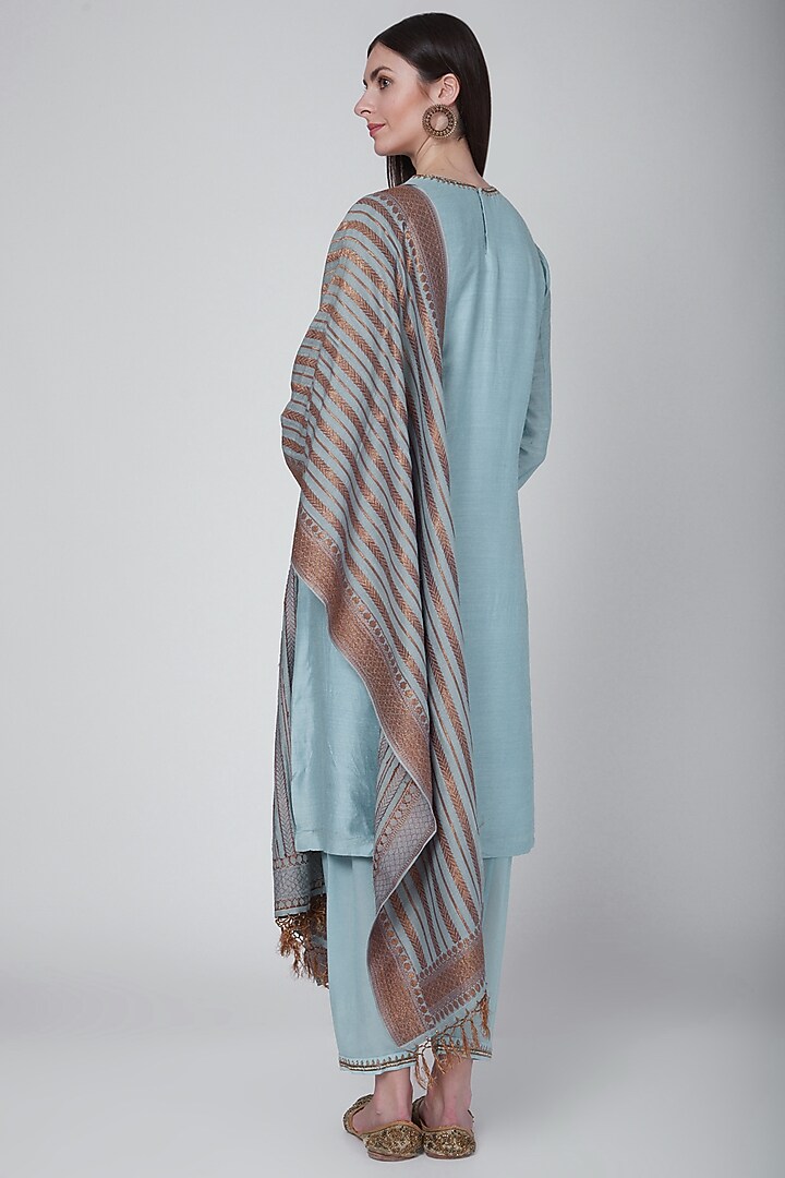 Turquoise Blue Hand Embroidered Kurta Set by Neha & Tarun at Pernia's Pop Up Shop