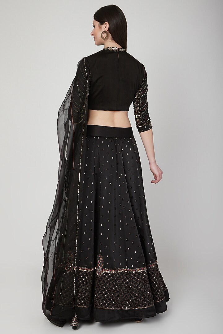 Black Aari Embroidered Wedding Lehenga Set by Neha & Tarun at Pernia's Pop Up Shop