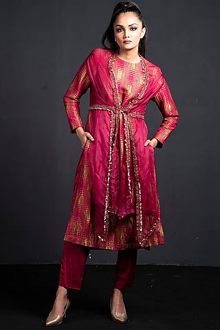 Wine Embroidered Kurta Set by Neha & Tarun
