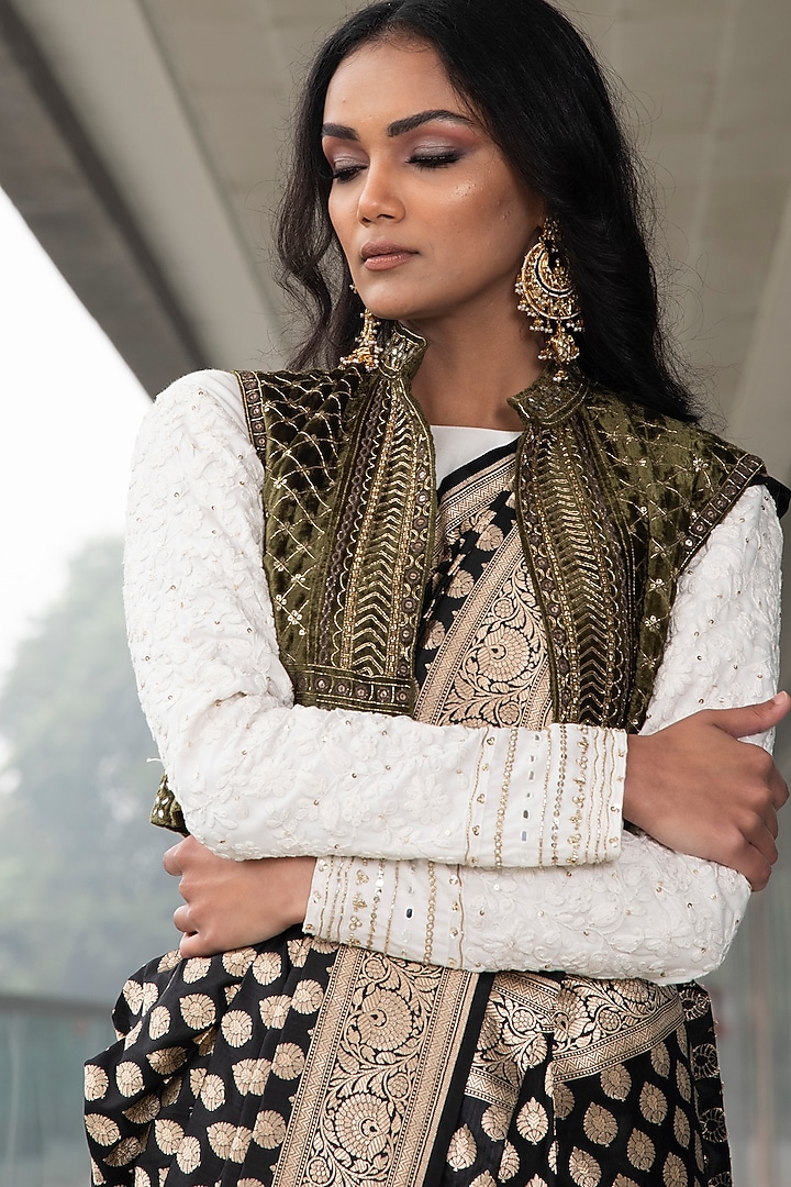 Black & White Embroidered Wedding Saree Set by Neha & Tarun at Pernia's Pop Up Shop