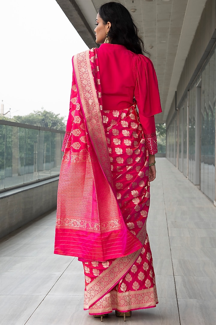 Fuchsia Embroidered Wedding Saree Set by Neha & Tarun at Pernia's Pop Up Shop