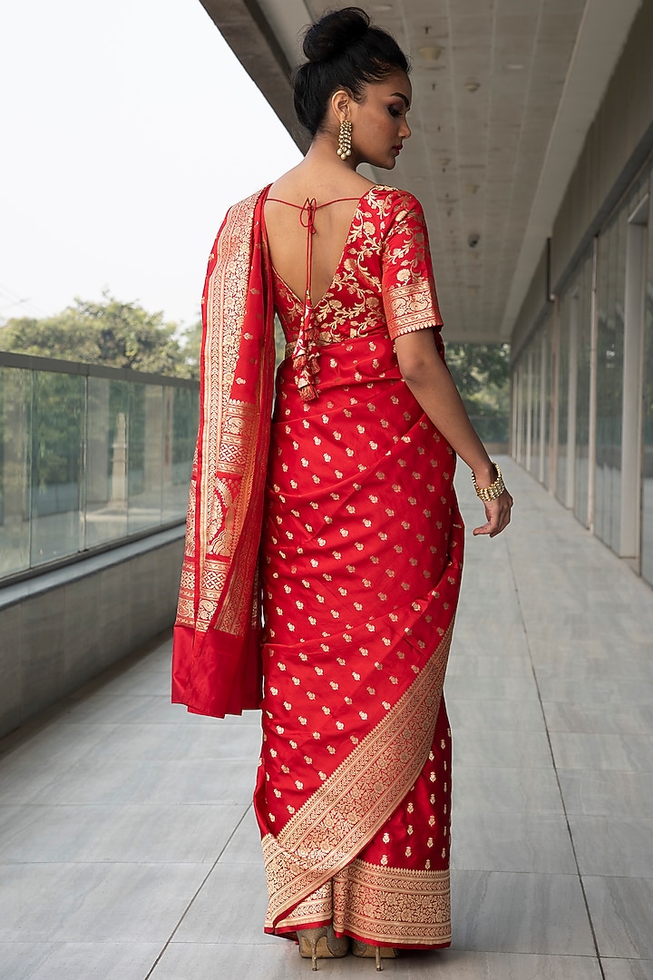 Red Zari Embroidered Wedding Saree Set by Neha & Tarun at Pernia's Pop Up Shop