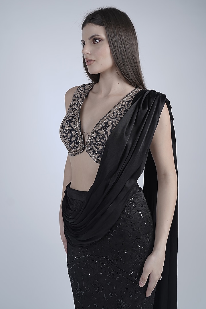 Black Organza & Satin Thread Embroidered Pre-Stitched Wedding Saree Set by Neha & Tarun at Pernia's Pop Up Shop
