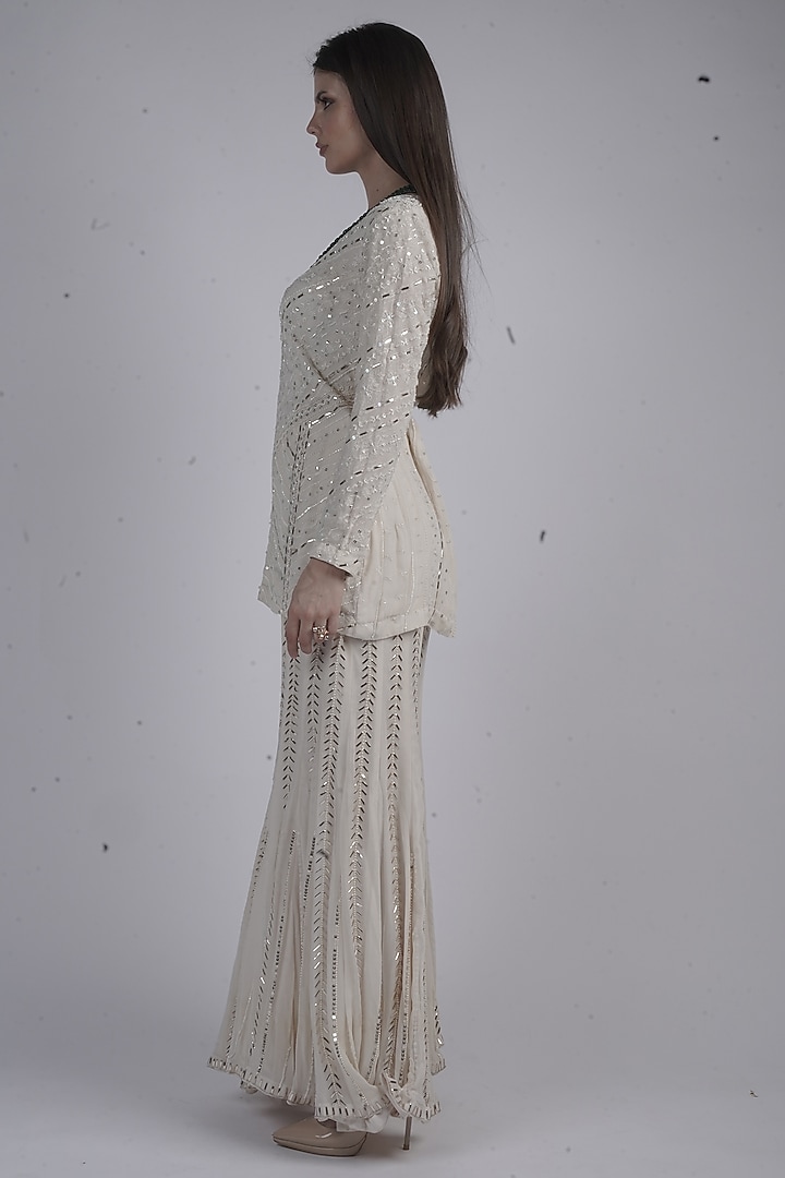 White Chanderi Embroidered Kurta Set by Neha & Tarun at Pernia's Pop Up Shop