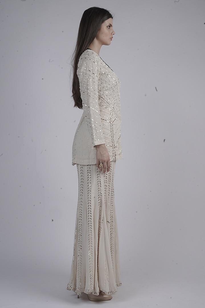 White Chanderi Embroidered Kurta Set by Neha & Tarun at Pernia's Pop Up Shop
