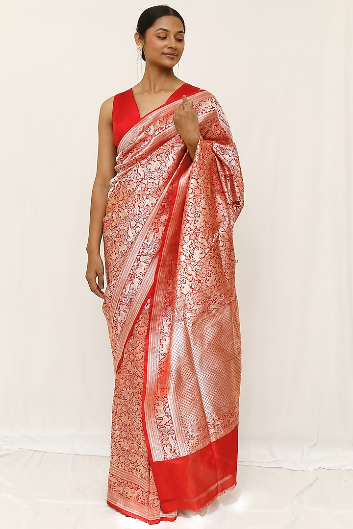 Red Pure Katan Silk Wedding Saree Set by Neha & Tarun at Pernia's Pop Up Shop