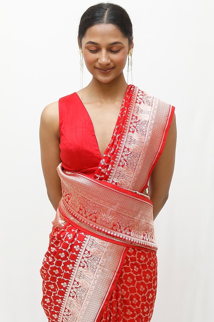 Red Pure Katan Upada Silk Jaal Work Wedding Saree Set by Neha & Tarun at Pernia's Pop Up Shop