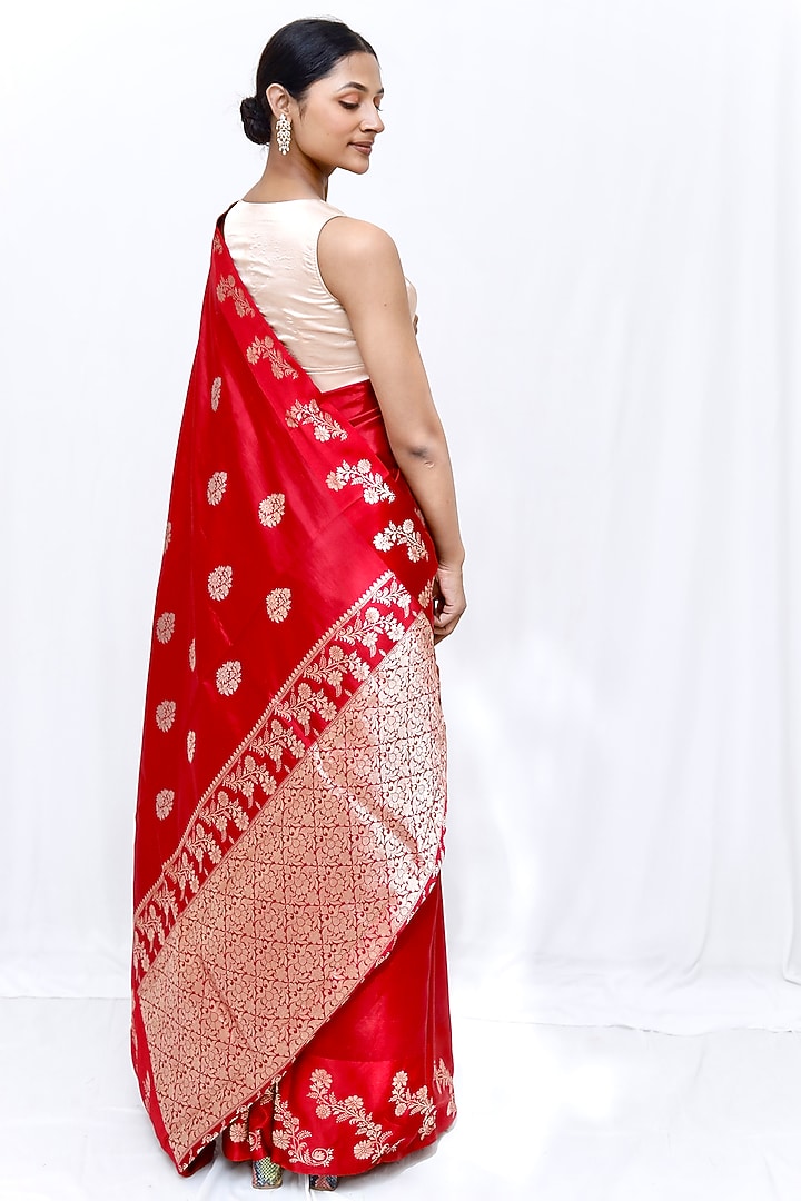Red Pure Katan Silk Zari Work Wedding Saree Set by Neha & Tarun at Pernia's Pop Up Shop
