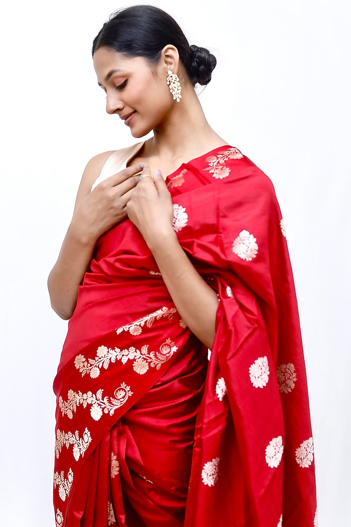 Red Pure Katan Silk Zari Work Wedding Saree Set by Neha & Tarun at Pernia's Pop Up Shop