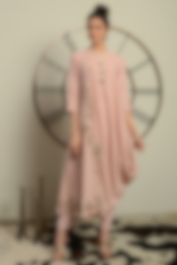 Baby Pink Embroidered Kurta With Pants by Neha & Tarun