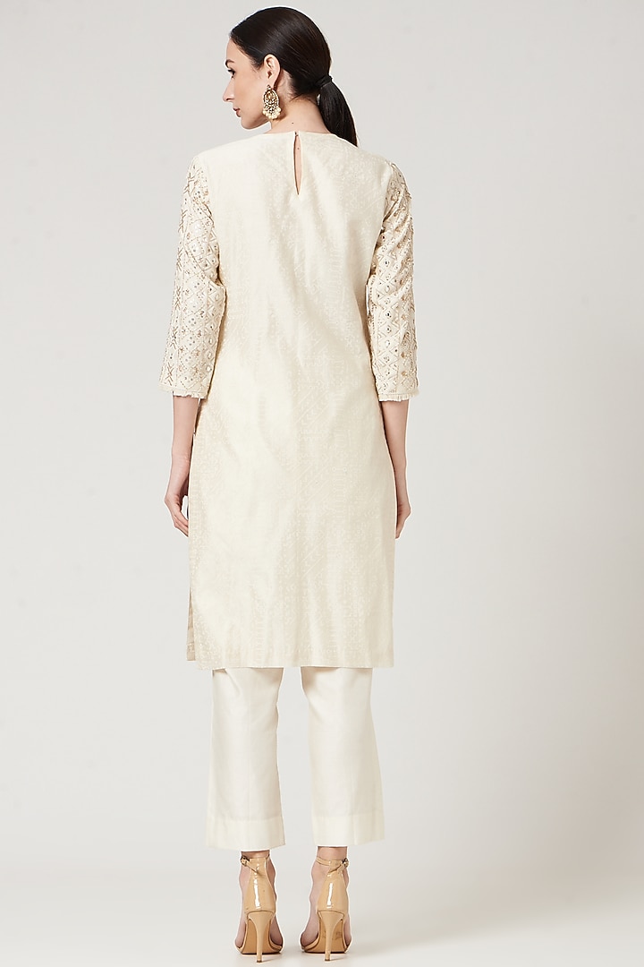 Beige Hand Embroidered Kurta Set by Neha & Tarun at Pernia's Pop Up Shop