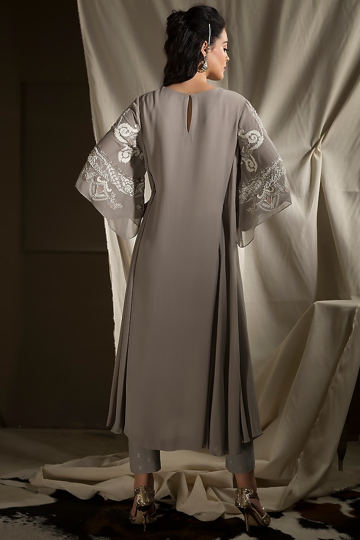 Grey & Pink A-Line Kurta Set by Neha & Tarun at Pernia's Pop Up Shop