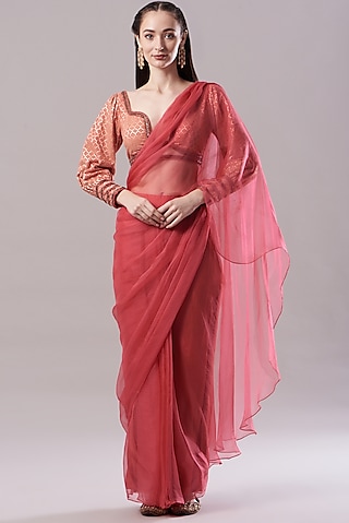 Peach Organza Pre-Draped Saree Set by Neha & Tarun