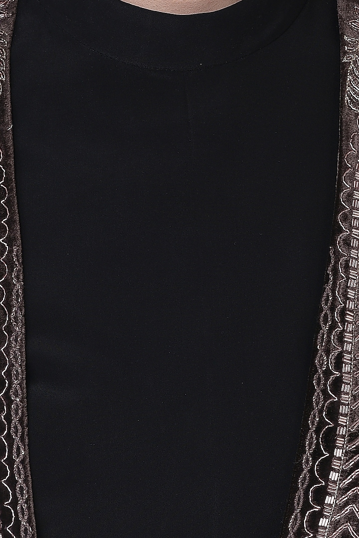 Grey Embroidered Jacket Set by Neha & Tarun at Pernia's Pop Up Shop
