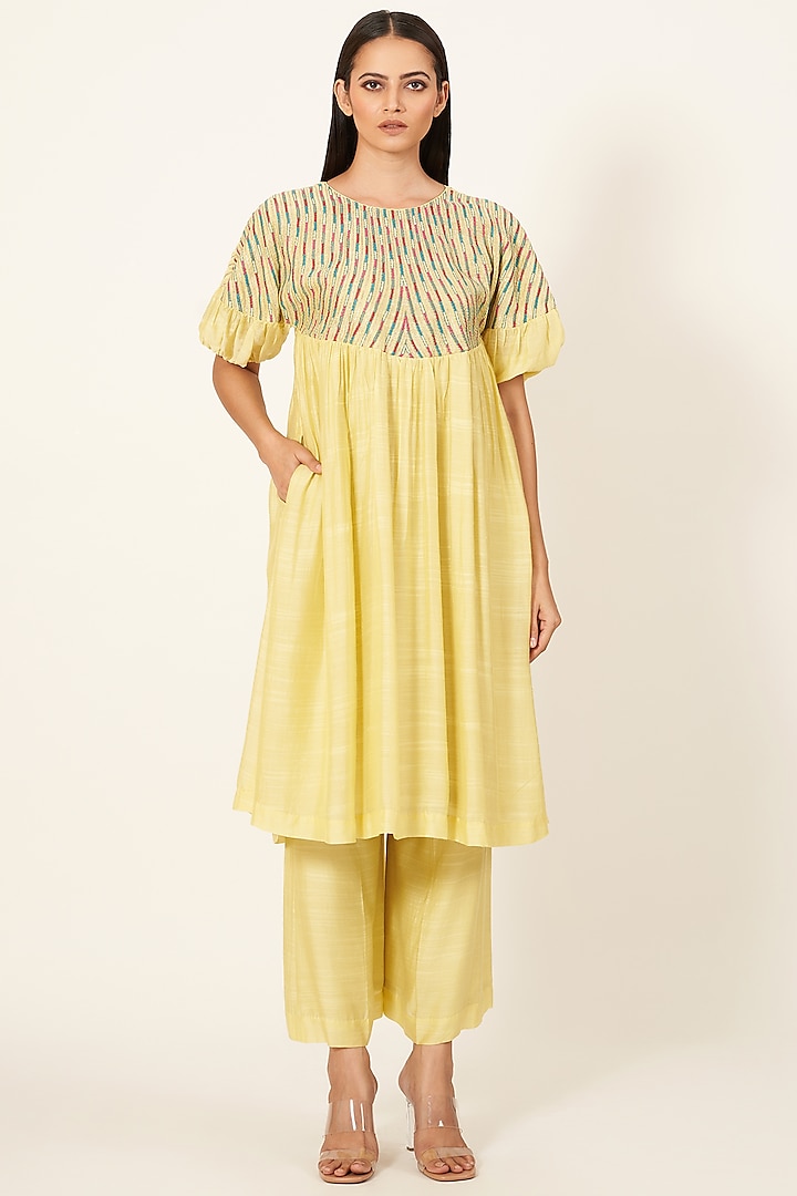 Yellow Cotton Viscose Kurta Set by Neha & Tarun at Pernia's Pop Up Shop