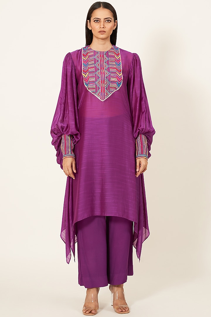 Purple Embroidered Kurta Set by Neha & Tarun at Pernia's Pop Up Shop