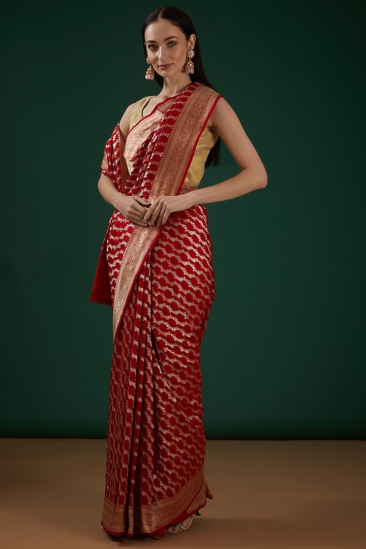 Red Pure Katan Silk Handwoven Banarasi Saree by Neha & Tarun at Pernia's Pop Up Shop