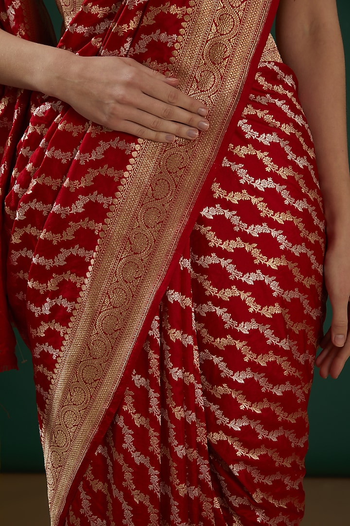 Red Pure Katan Silk Handwoven Banarasi Wedding Saree by Neha & Tarun at Pernia's Pop Up Shop
