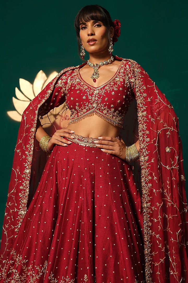 Red Silk Embroidered Bridal Lehenga Set by Niloufer by Aasif Ally at Pernia's Pop Up Shop