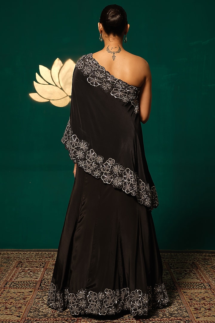 Black Crepe Embroidered Wedding Lehenga Set by Niloufer by Aasif Ally at Pernia's Pop Up Shop