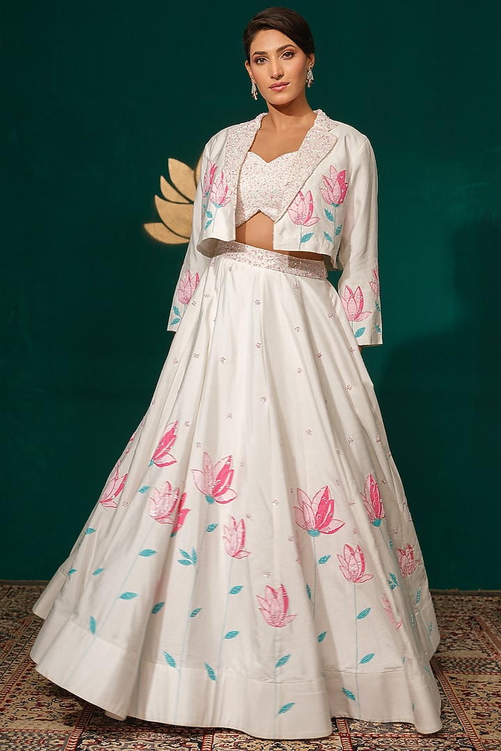 White Silk Hand Painted Wedding Lehenga Set by Niloufer by Aasif Ally at Pernia's Pop Up Shop