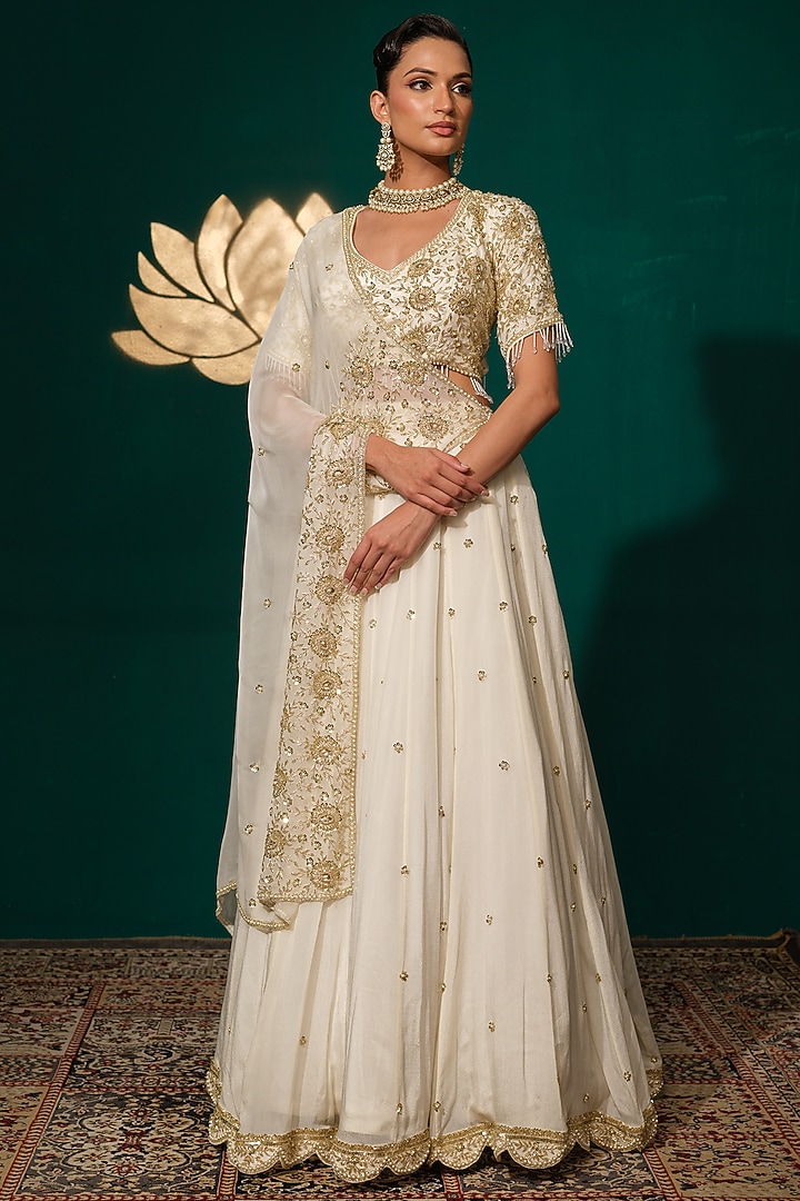 Ivory Chinon Thread Embroidered Wedding Lehenga Set by Niloufer by Aasif Ally at Pernia's Pop Up Shop