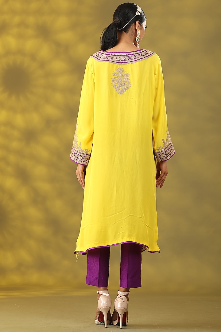 Marigold Yellow Crepe Tilla Embroidered Phiran Kurta Set by Nia By Sonia Ahuja at Pernia's Pop Up Shop
