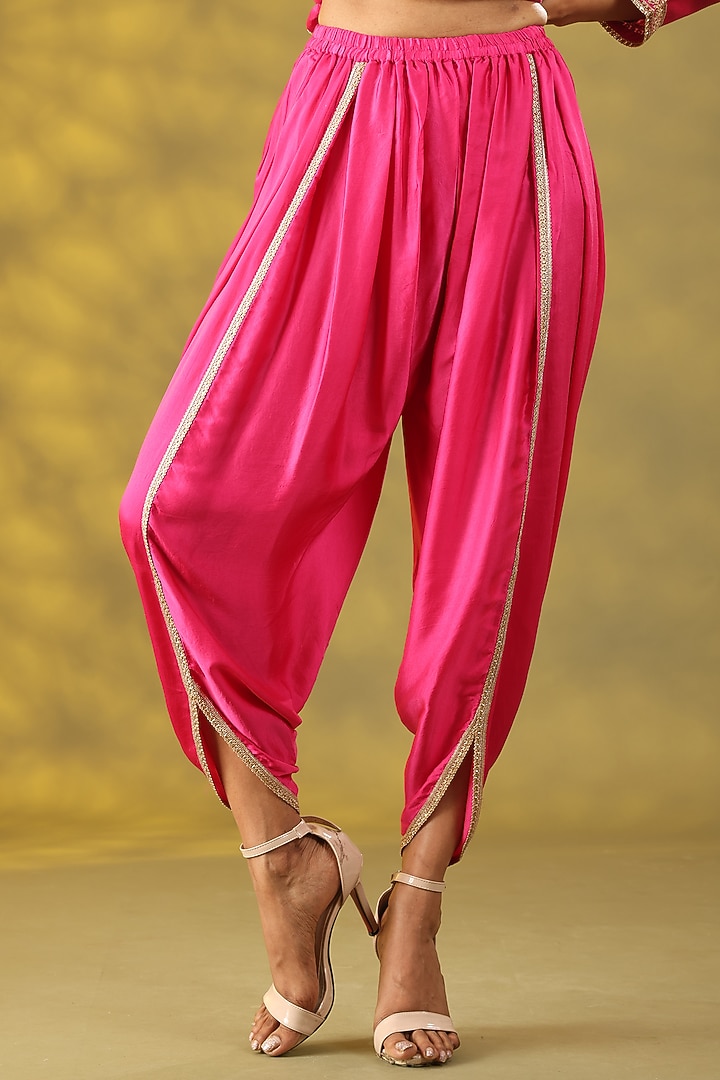 Magenta Chanderi Silk Dori Embellished Kurta Set by Nia By Sonia Ahuja at Pernia's Pop Up Shop