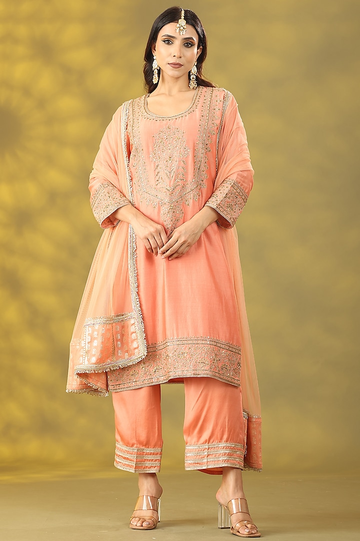 Peach Chanderi Silk Dori Embellished Kurta Set by Nia By Sonia Ahuja at Pernia's Pop Up Shop