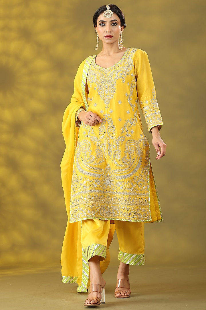 Bright Yellow Chanderi Silk Aari Embroidered Kurta Set by Nia By Sonia Ahuja at Pernia's Pop Up Shop