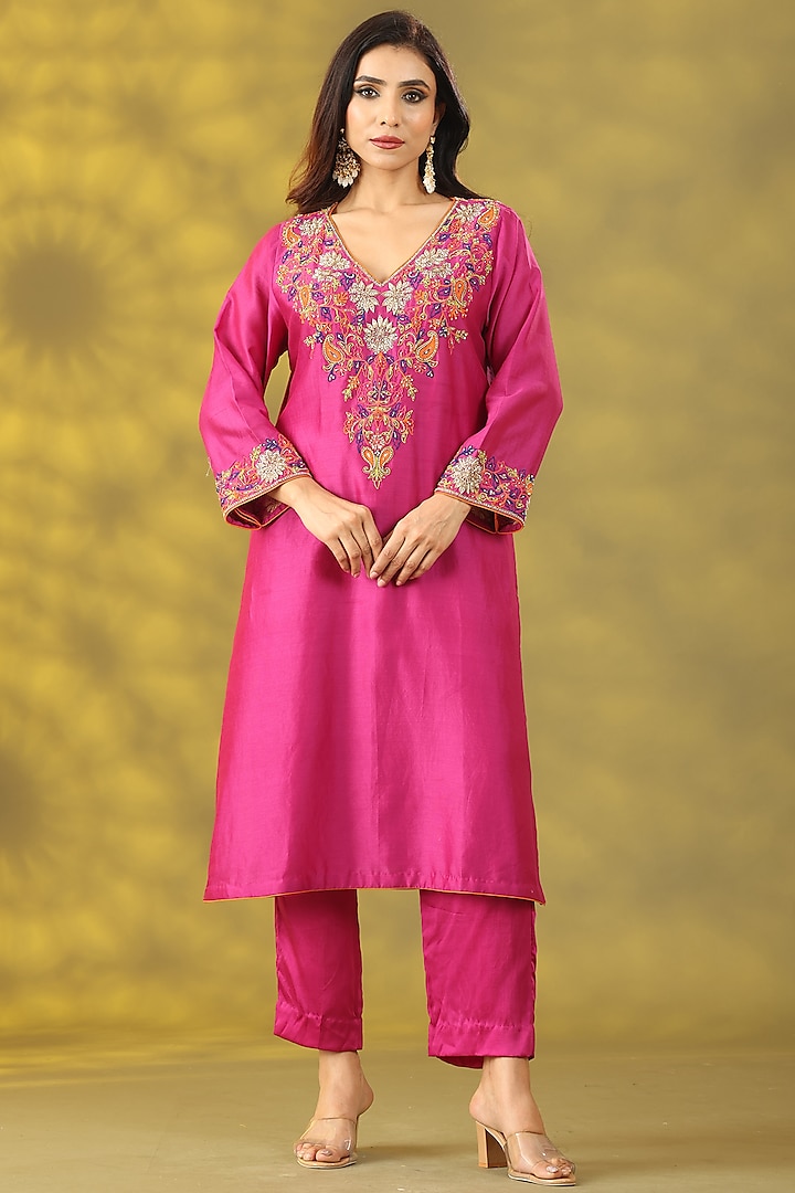 Magenta Chanderi Silk Zardosi Embroidered Kurta Set by Nia By Sonia Ahuja