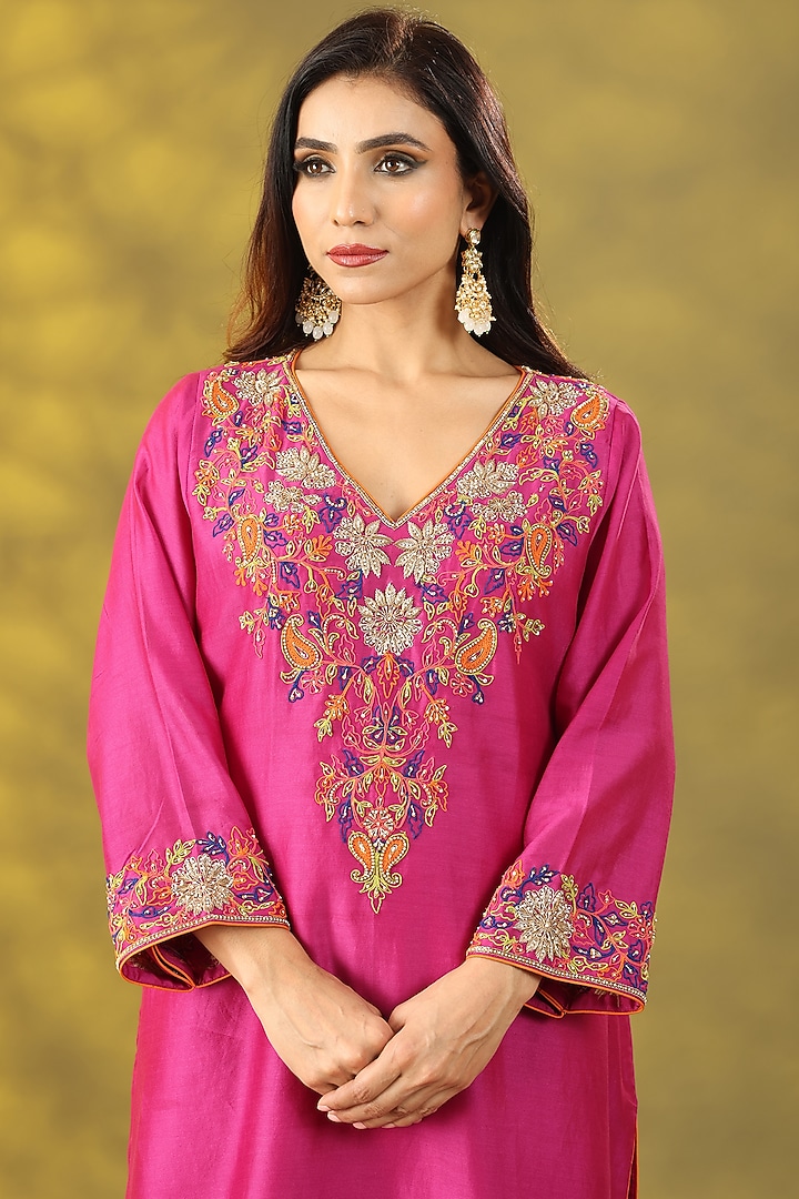 Magenta Chanderi Silk Zardosi Embroidered Kurta Set by Nia By Sonia Ahuja at Pernia's Pop Up Shop
