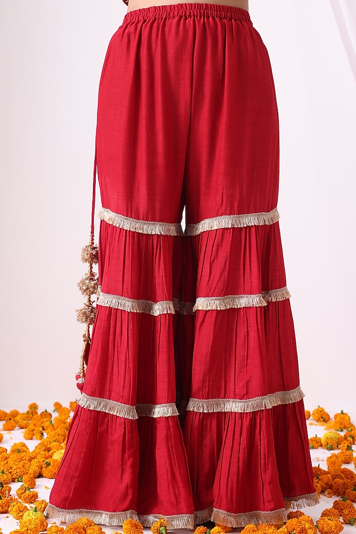 Red Dola Silk Gharara Set by Nia By Sonia Ahuja at Pernia's Pop Up Shop