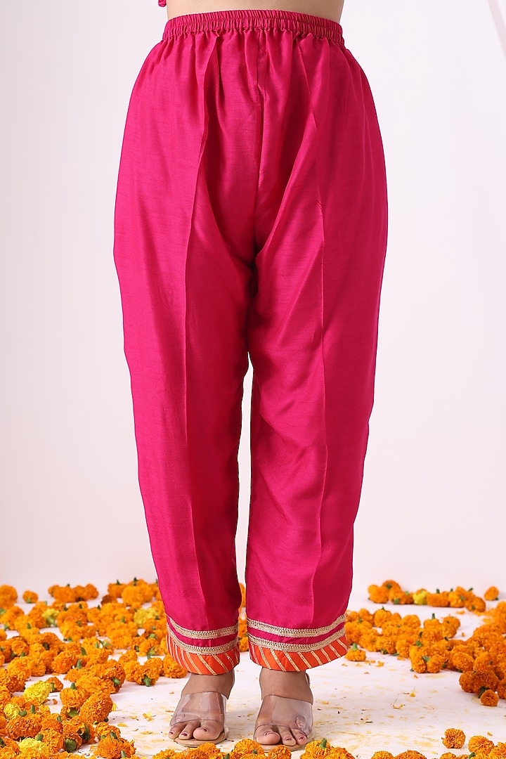 Magenta Pink Banarasi Chanderi Zari Embroidered Kurta Set by Nia By Sonia Ahuja at Pernia's Pop Up Shop